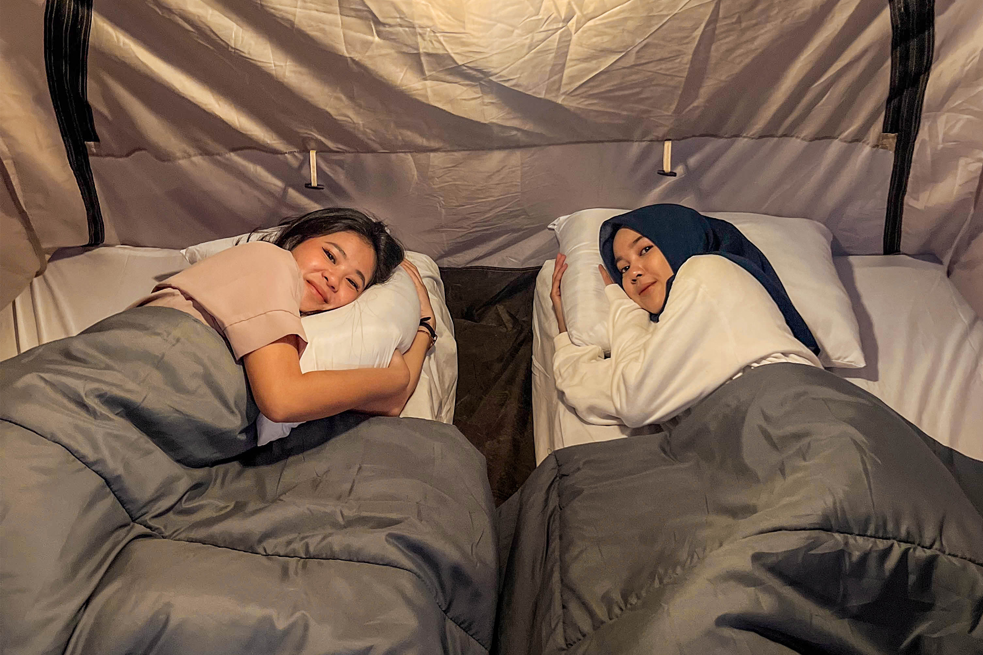 Glamping Estetik di Sky Camp by HeHa Sky View