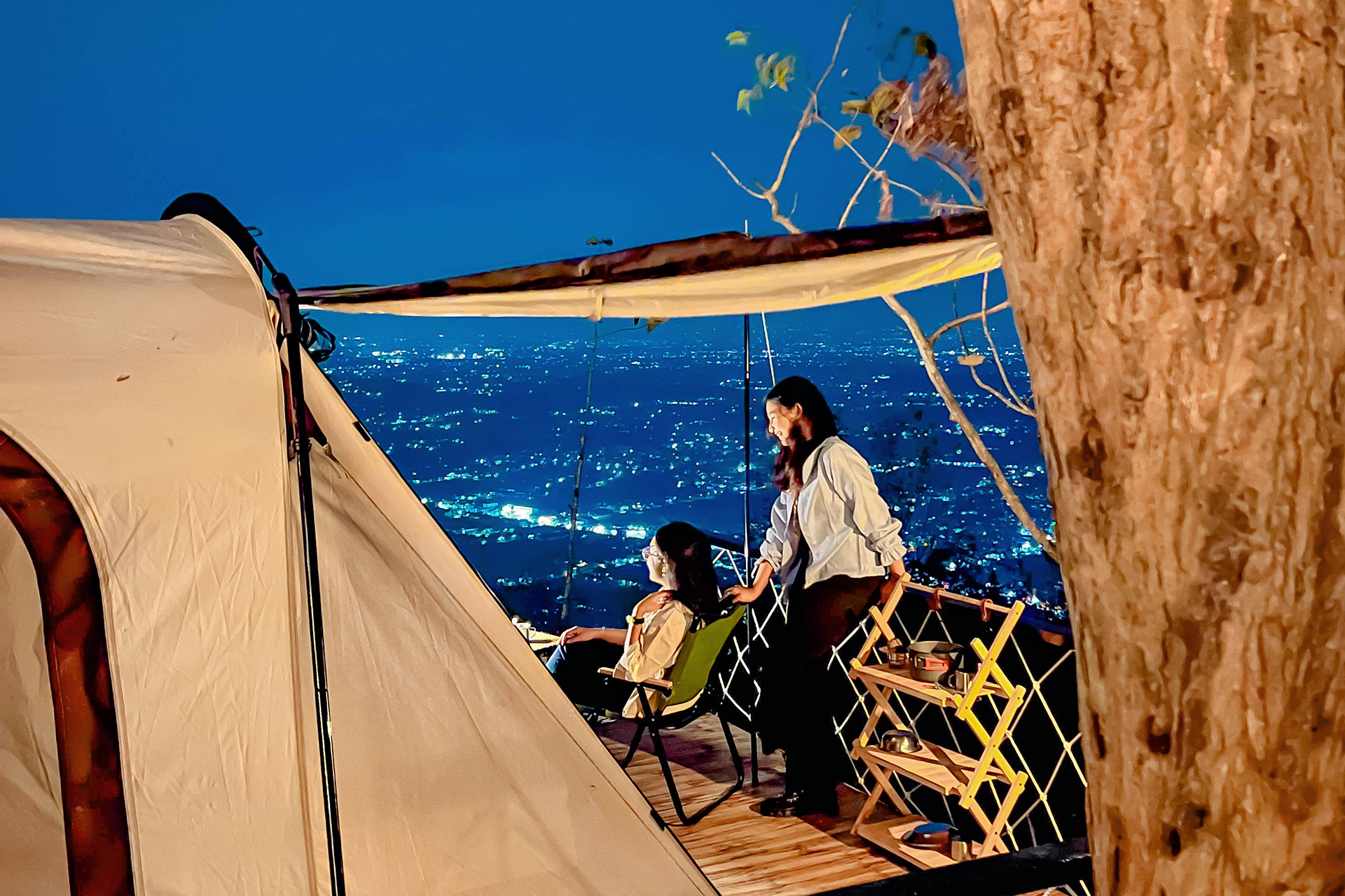 Tempat nongkrong Glamping Estetik di Sky Camp by HeHa Sky View